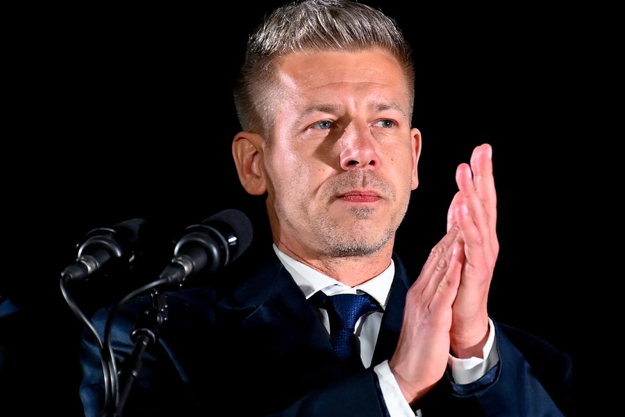 Peter Magyar - người khép lại 16 năm cầm quyền của Thủ tướng Hungary