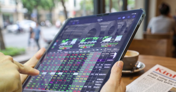 VN-Index lên cao nhất trong hơn 5 tuần, cổ phiếu thép bất ngờ nổi sóng