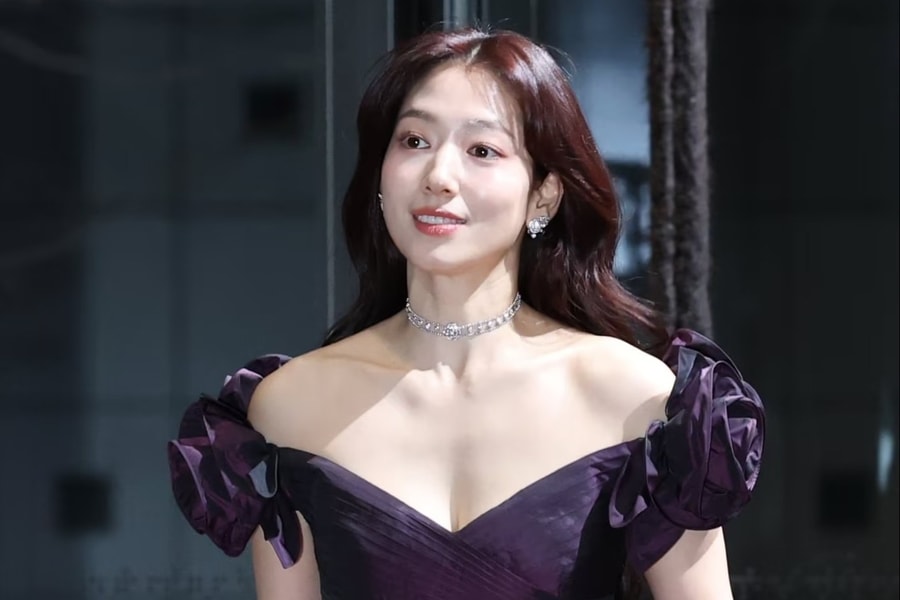 Park Shin Hye mang thai