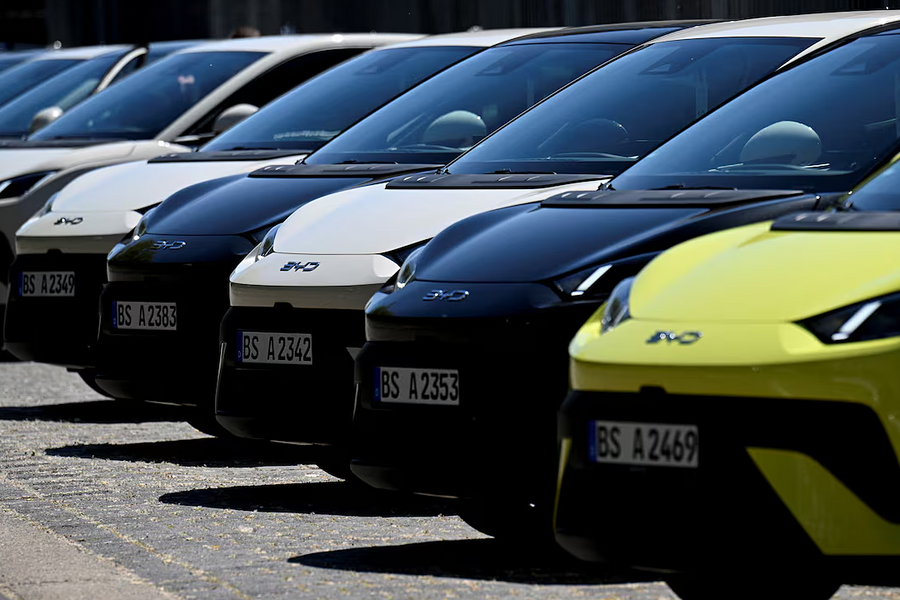 Người châu Âu mua xe điện kỷ lục trước khủng hoảng xăng dầu