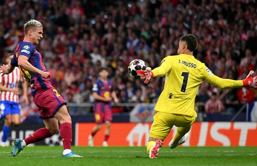 Thủ môn Atletico: 'Chẳng ai cướp gì của Barca'