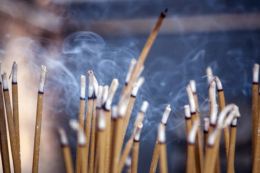 Tiền phúng viếng cha mẹ có phải di sản thừa kế không?